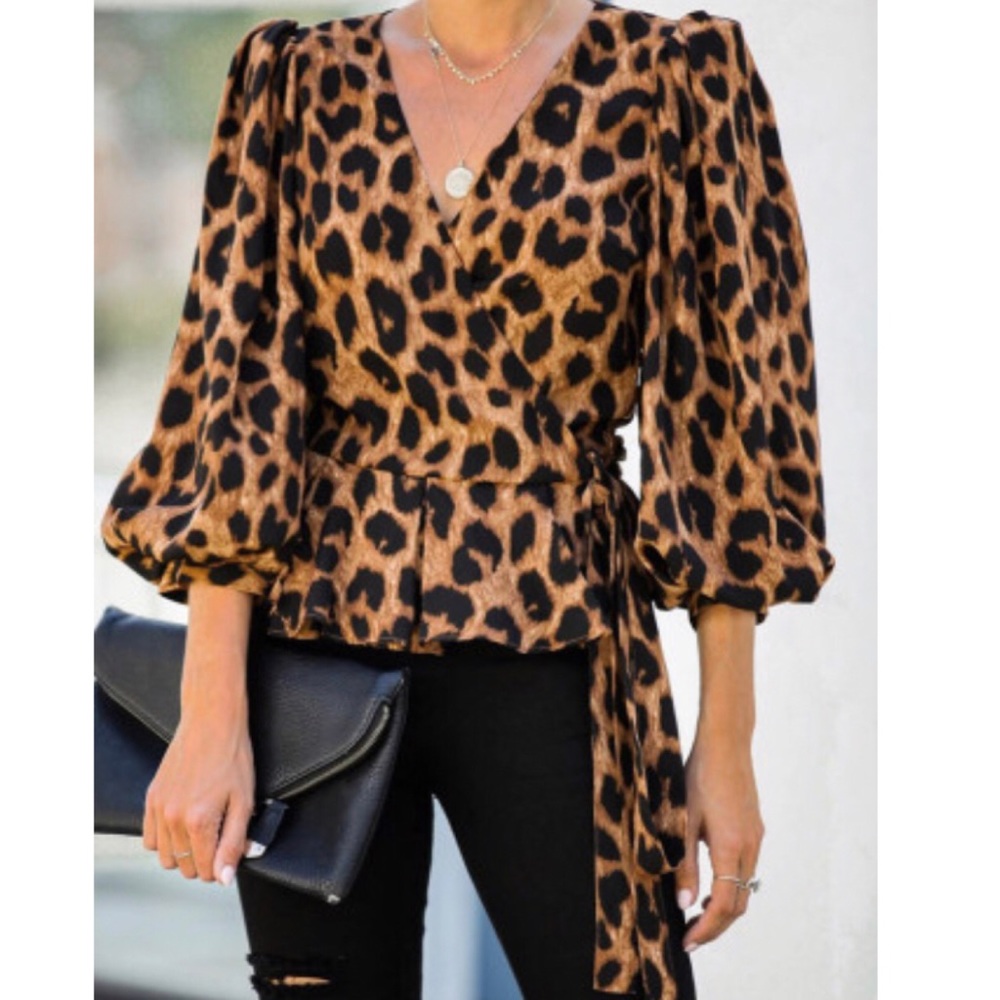 Animal print blouse - Picture 2 of 13